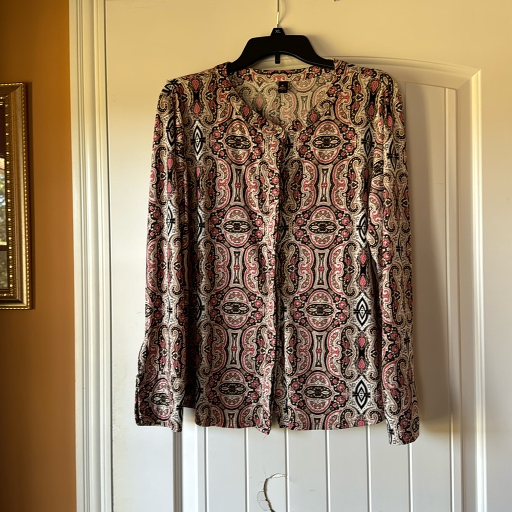 Women’s long sleeve shirt